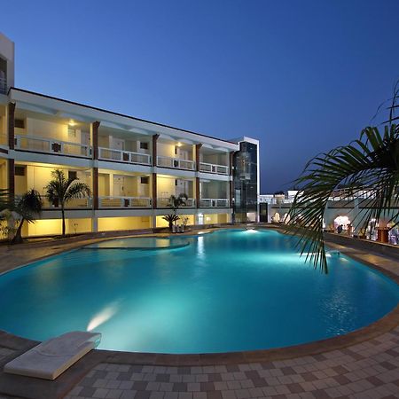 Prakruti Resort Vadodara Esterno foto