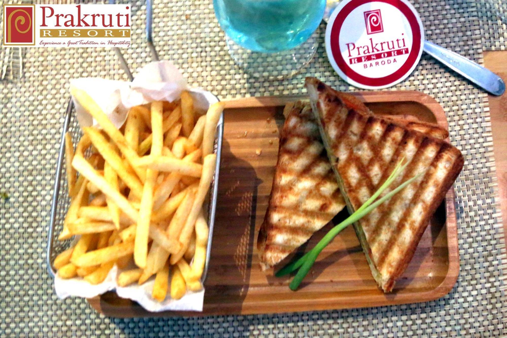 Prakruti Resort Vadodara Esterno foto