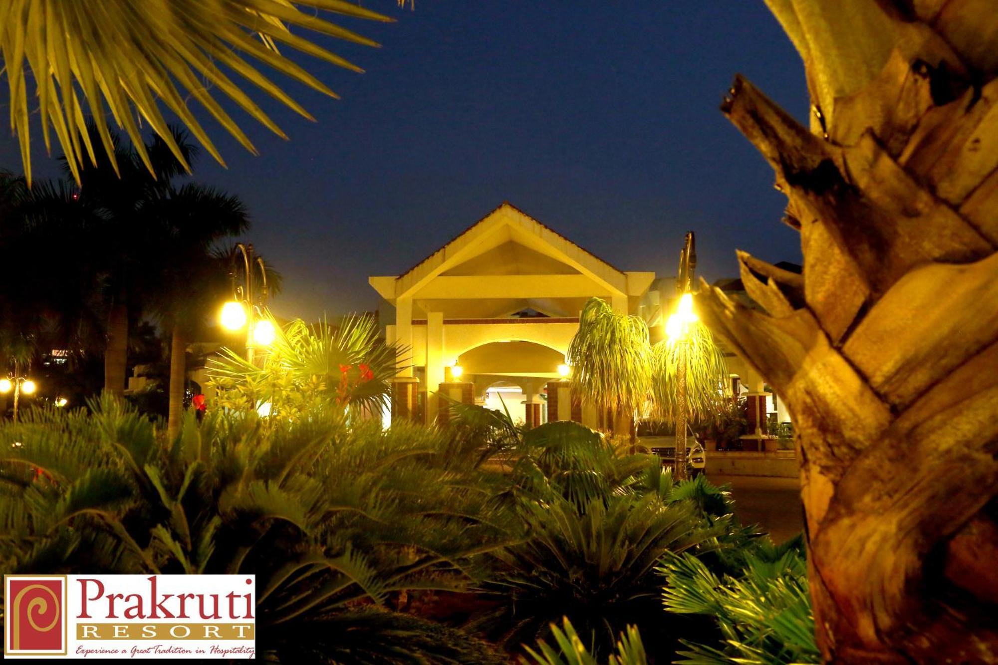 Prakruti Resort Vadodara Esterno foto