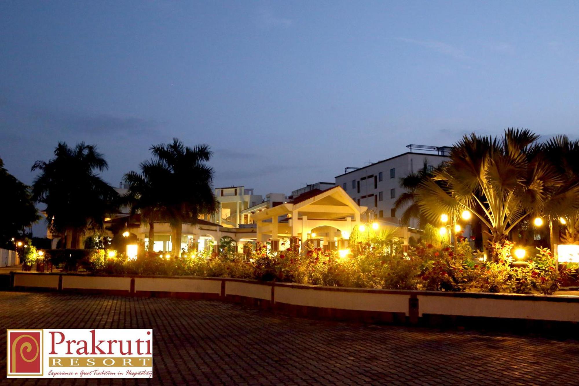 Prakruti Resort Vadodara Esterno foto
